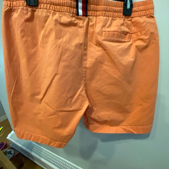 Men’s Tommy Hilfiger-barely worn. Just sitting in drawer - Picture 2 of 2